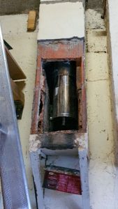 Déplacement d’un poêle à bois Invicta à Meyzieu (69)