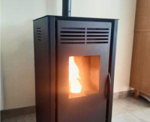 Installation et mise en service d’un poêle à bois GODIN près de Grigny (69).