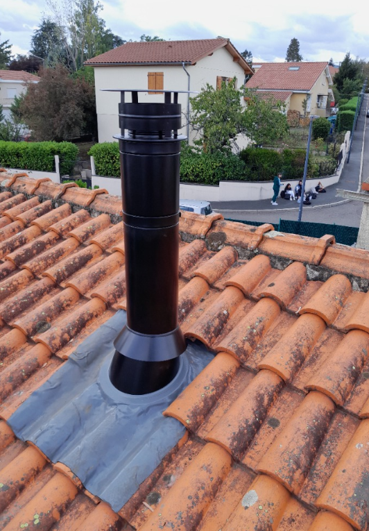 Sortie de toit et étanchéité