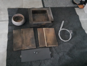 Démontage soigneux de la chambre de combustion pour nettoyage