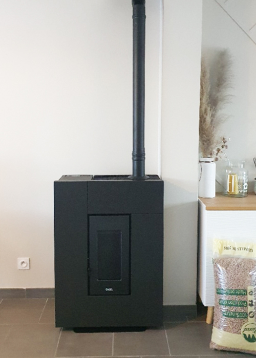 installation-pose-poele-CADEL-7kw-tignieu-38