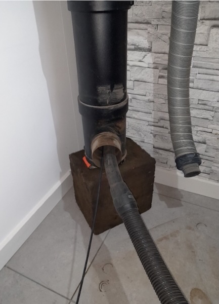 Ramonage du conduit poêle granulés EDILKAMIN_2