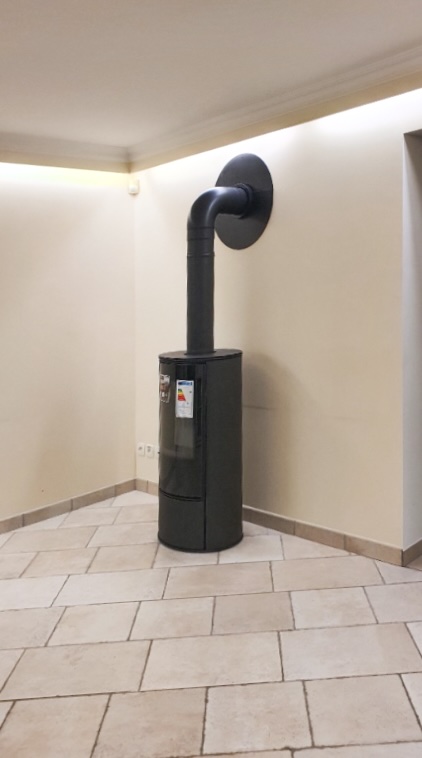 Poêle à bois KRATKI installé 2
